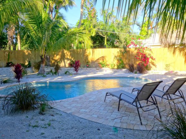 Renovated Anna Maria Historical Cottage- New Private Pool