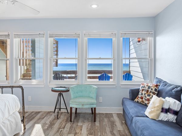 Miramar Luxury Beach Front 4 Bedroom Vacation Rental