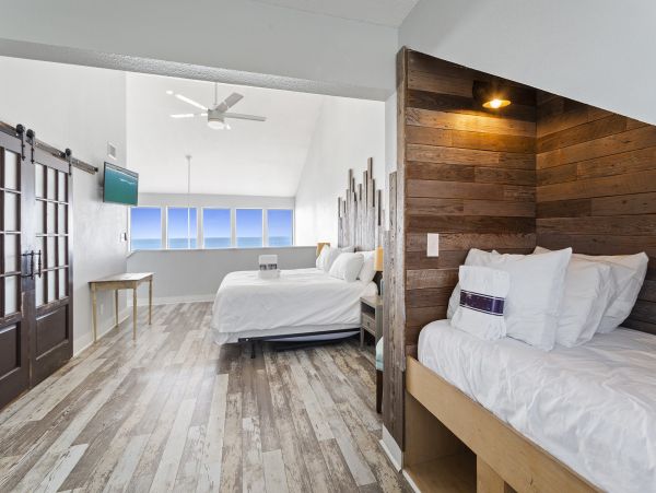 Miramar Luxury Beach Front 4 Bedroom Vacation Rental