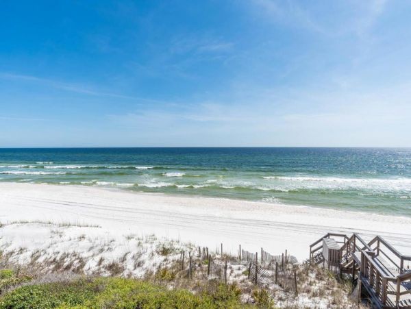 Spacious 5 Bedroom Home in Seacrest Beach Sleeps 21