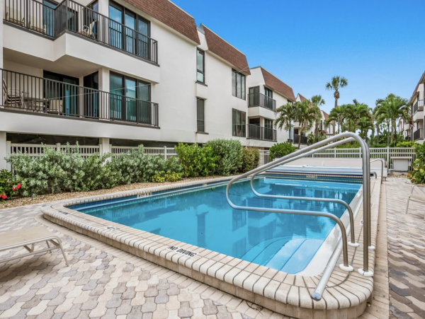 Anna Maria Island Partial Gulf View One Bedroom Condo