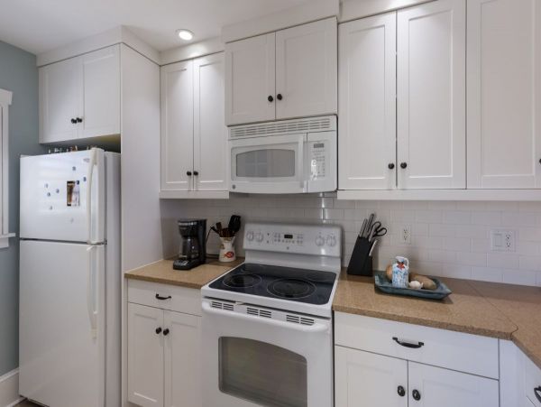 This Amazing Beach Rental Enjoys Magnificent Beach Views