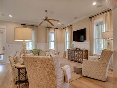Sleeps 13