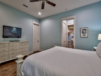 Great Luxury Vacation Home for Large Family - Five Bedrooms