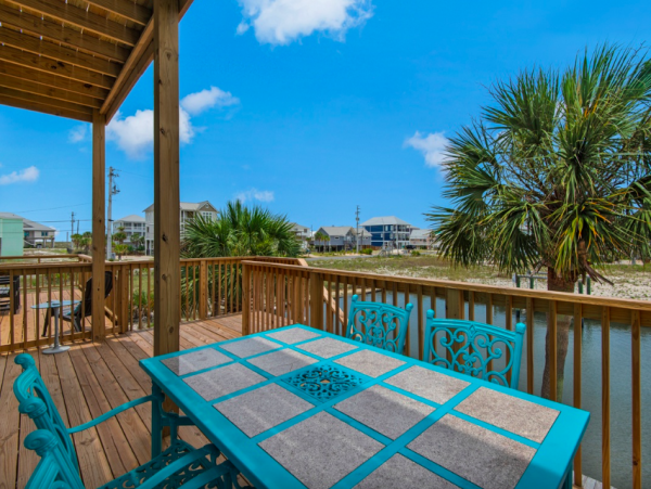 Waterfront Retreat - 3 Bedroom Townhome with Private Dock in Navarre Beach