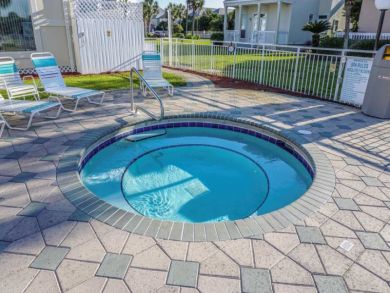 One Bedroom Miramar Beach Vacation Condo Sleeps 6