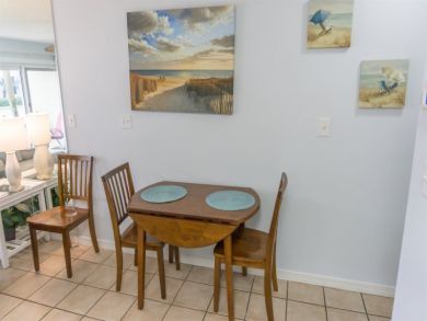 One Bedroom Miramar Beach Vacation Condo Sleeps 6