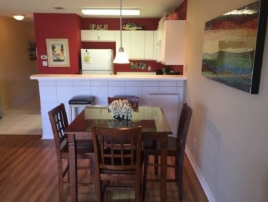 Kitchen & Dining Area