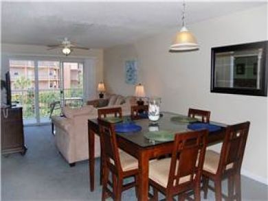 Living & Dining Area