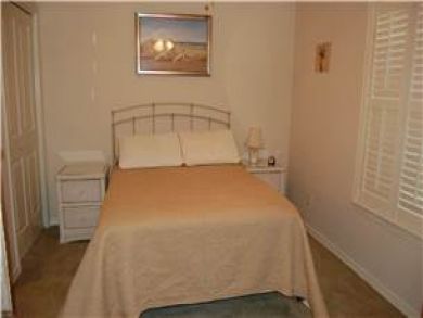 Full Bed in Master Bedroom