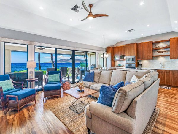 Beautiful Beach Rentals Maui -Full Ocean views