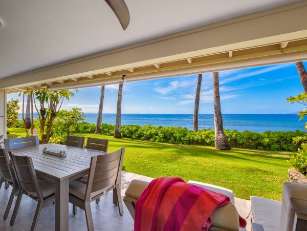 Beautiful Beach Rentals Maui -Full Ocean views