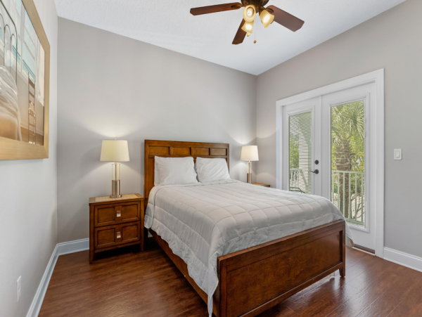 Four Bedroom Rental Sleeps 12 Guests in Destin