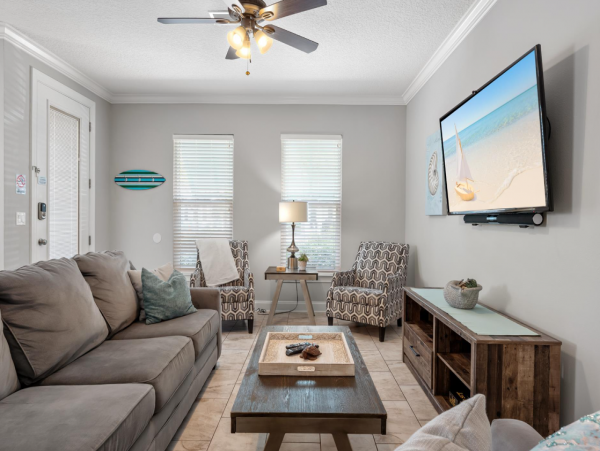 Four Bedroom Rental Sleeps 12 Guests in Destin