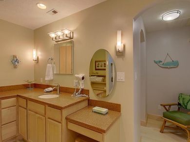 2 Bedroom Penthouse Condo Overlooking Siesta Key Beach