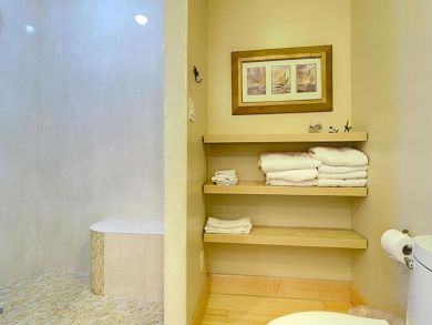 2 Bedroom Penthouse Condo Overlooking Siesta Key Beach