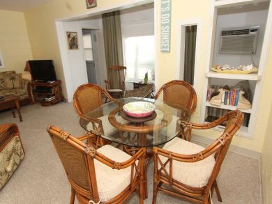 Tbable & Chairs