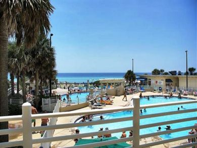 Miramar Beach Vacation Condo sleeps 7