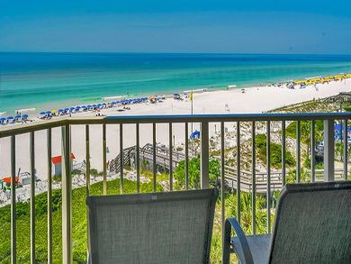 Miramar Beach Vacation Condo sleeps 7