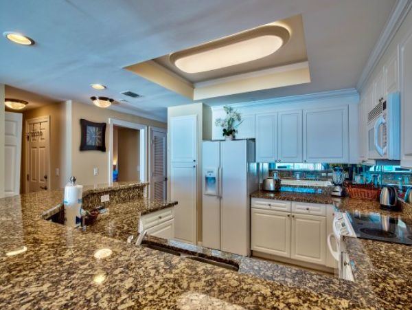 Panama Beach Vacation Condo Sleeps Ten Guests.