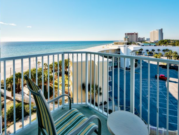 Panama Beach Vacation Condo Sleeps Ten Guests.