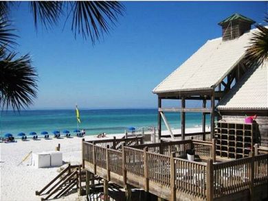 Destin Beach Home Vacation Rental with Three Bedrooms- 10 Destin Beach Home Vacation Rental with Three Bedrooms- 10