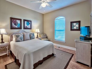 Destin Beach Home Vacation Rental with Three Bedrooms- 10 Destin Beach Home Vacation Rental with Three Bedrooms- 10
