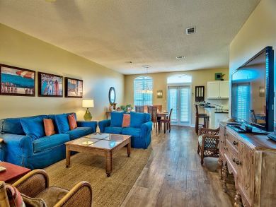 Destin Beach Home Vacation Rental with Three Bedrooms- 10 Destin Beach Home Vacation Rental with Three Bedrooms- 10