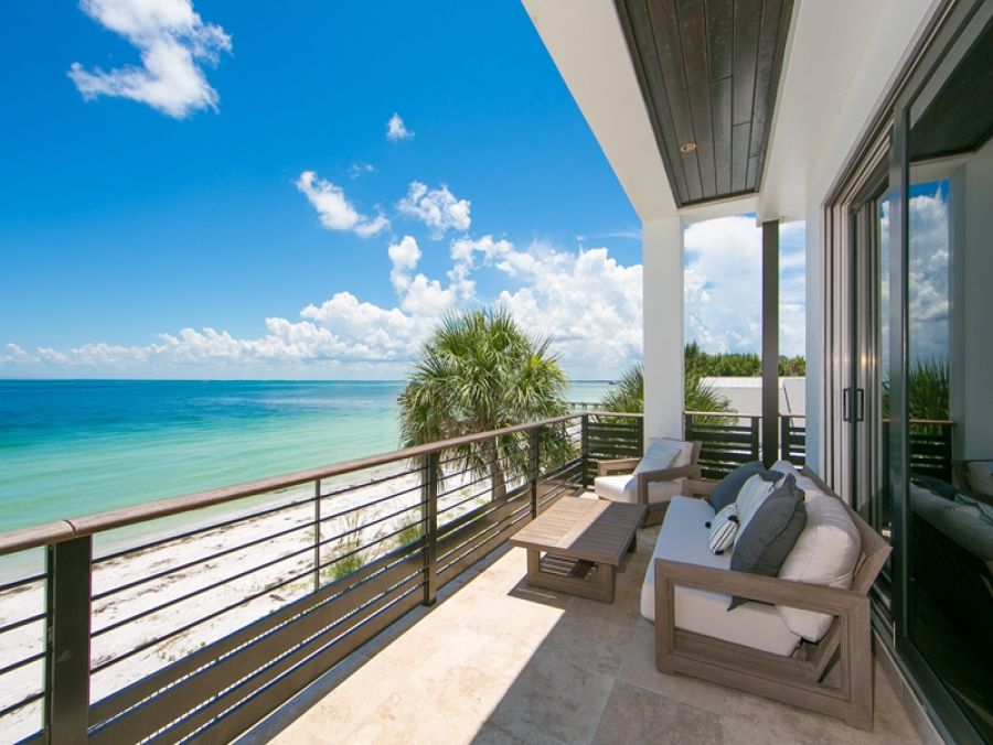 Luxury Anna Maria Island Five Bedroom Beach Home Sleeps 10