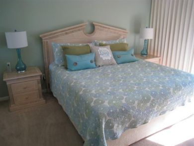 Bedroom - King bed