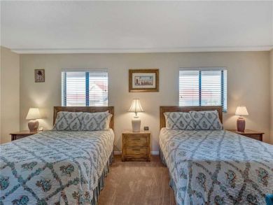 Bedroom - Queen beds