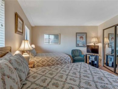 Bedroom - Queen beds