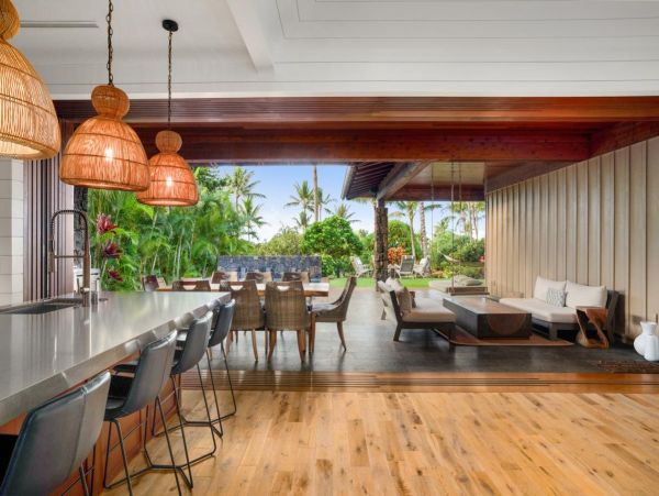 Luxury Kauai Vacation Rentals 4-Bedroom Poipu Vacation Home with Pool