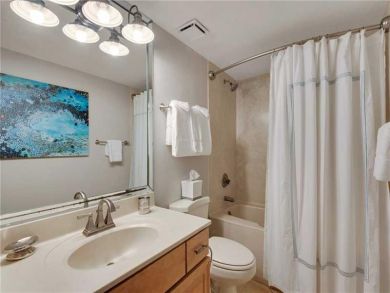 Bathroom - Shower in tub