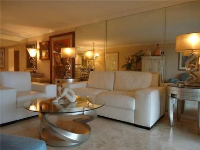 Beautiful Beachfront Condo Rental