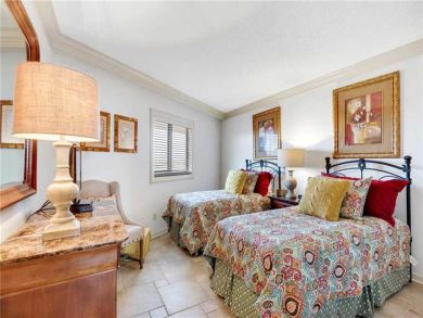 Bedroom - Twin beds
