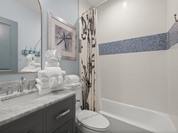 Anna Maria Island Vacation Rental with Private Heated Pool - Holmes Beach Coastal Retreat