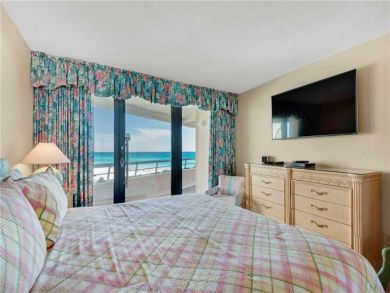 Bedroom - King bed Bedroom - King bed