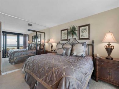 Bedroom - King bed Bedroom - King bed