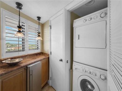 Washer and dryer Washer and dryer
