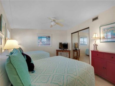 Bedroom - Queen beds