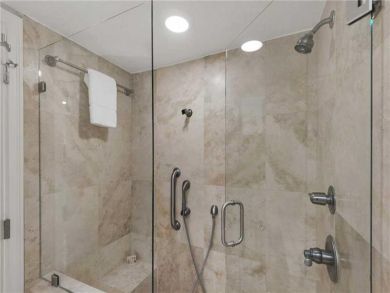Bathroom - Walk in shower