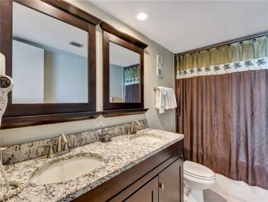 Bathroom - Shower in tub