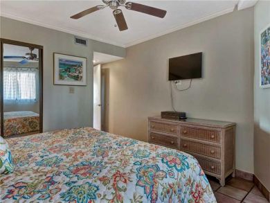Bedroom - King bed Bedroom - King bed