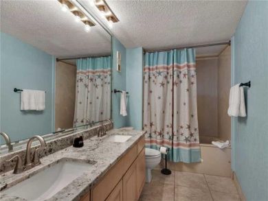 Bathroom - Shower in tub