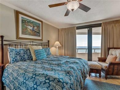 Bedroom - King bed Bedroom - King bed