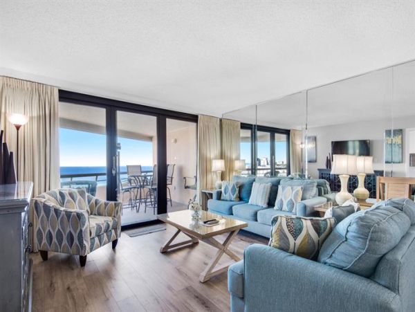 Stylish 2-Bedroom Oceanview Retreat in Miramar Beach