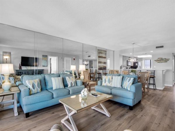 Stylish 2-Bedroom Oceanview Retreat in Miramar Beach