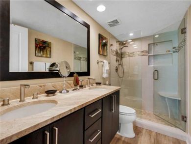 Bathroom - Walk in shower