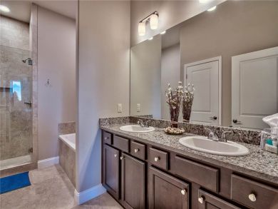 Miramar Beach Vacation Condo Sleeps 9! - Luxury Interior Miramar Beach Vacation Condo Sleeps 9! - Luxury Interior